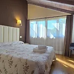 컨트리하우스 Casas La Ribera Ordesa Escalona
