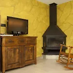 Casas La Ribera Ordesa * Escalona (Huesca)