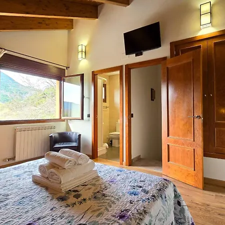 Casas La Ribera Ordesa Casa rural *